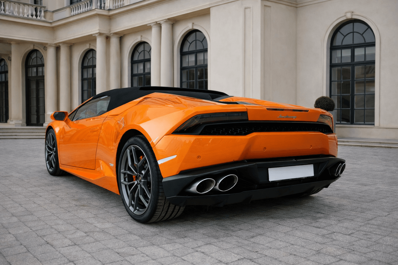 Lamborghini Huracán Spyder LP610 Ansicht 3